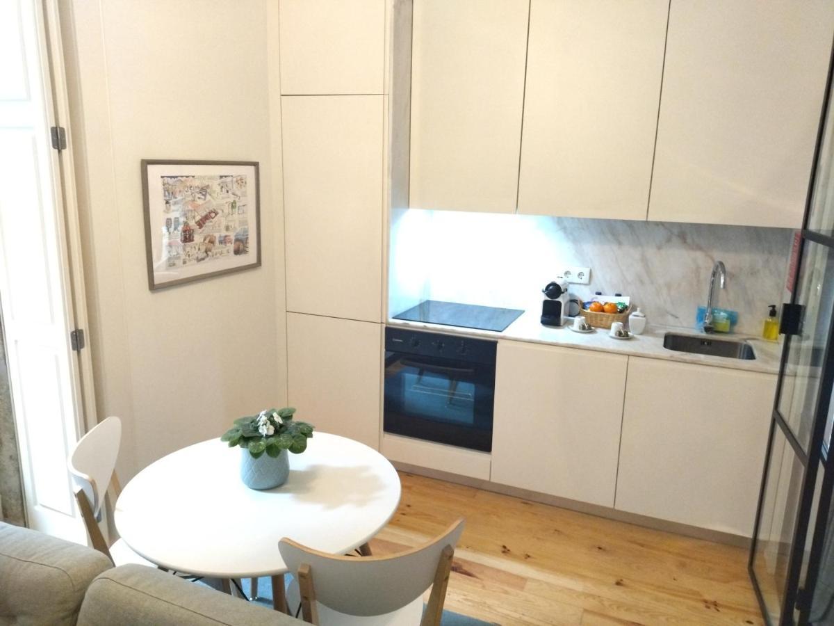Santa Catarina Patio Apartment - With Washer Machine Porto Buitenkant foto