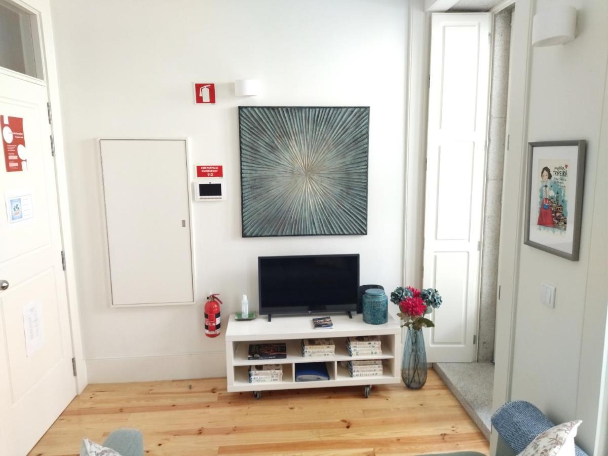 Santa Catarina Patio Apartment - With Washer Machine Porto Buitenkant foto