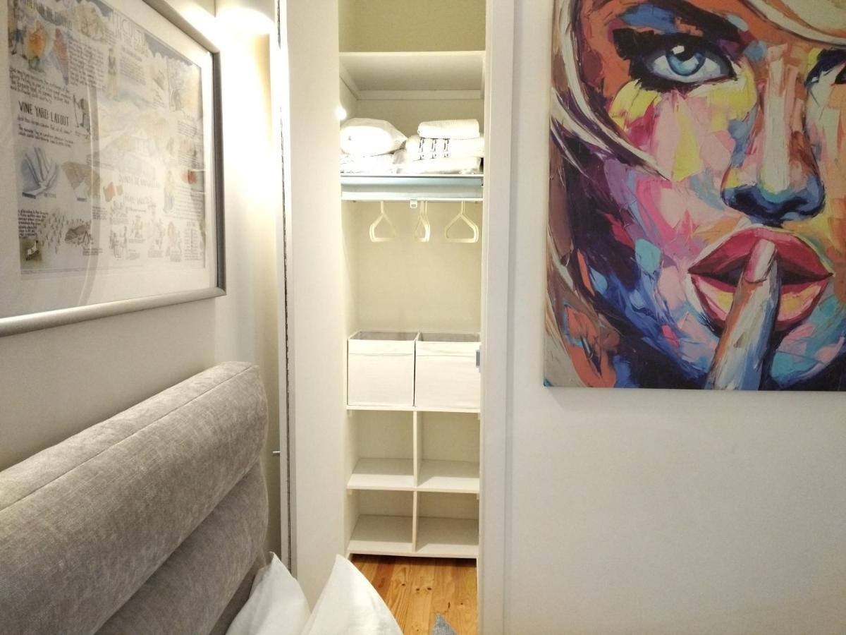 Santa Catarina Patio Apartment - With Washer Machine Porto Buitenkant foto