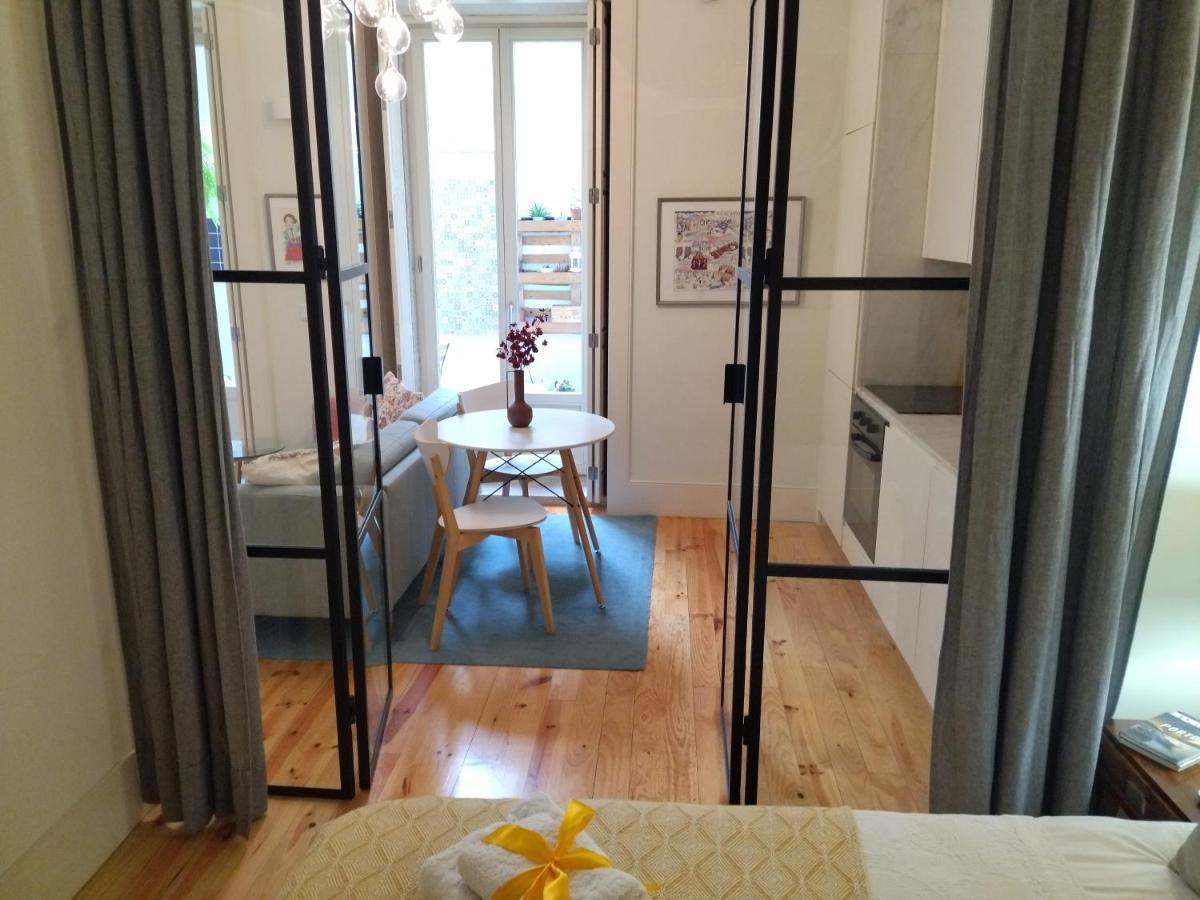 Santa Catarina Patio Apartment - With Washer Machine Porto Buitenkant foto