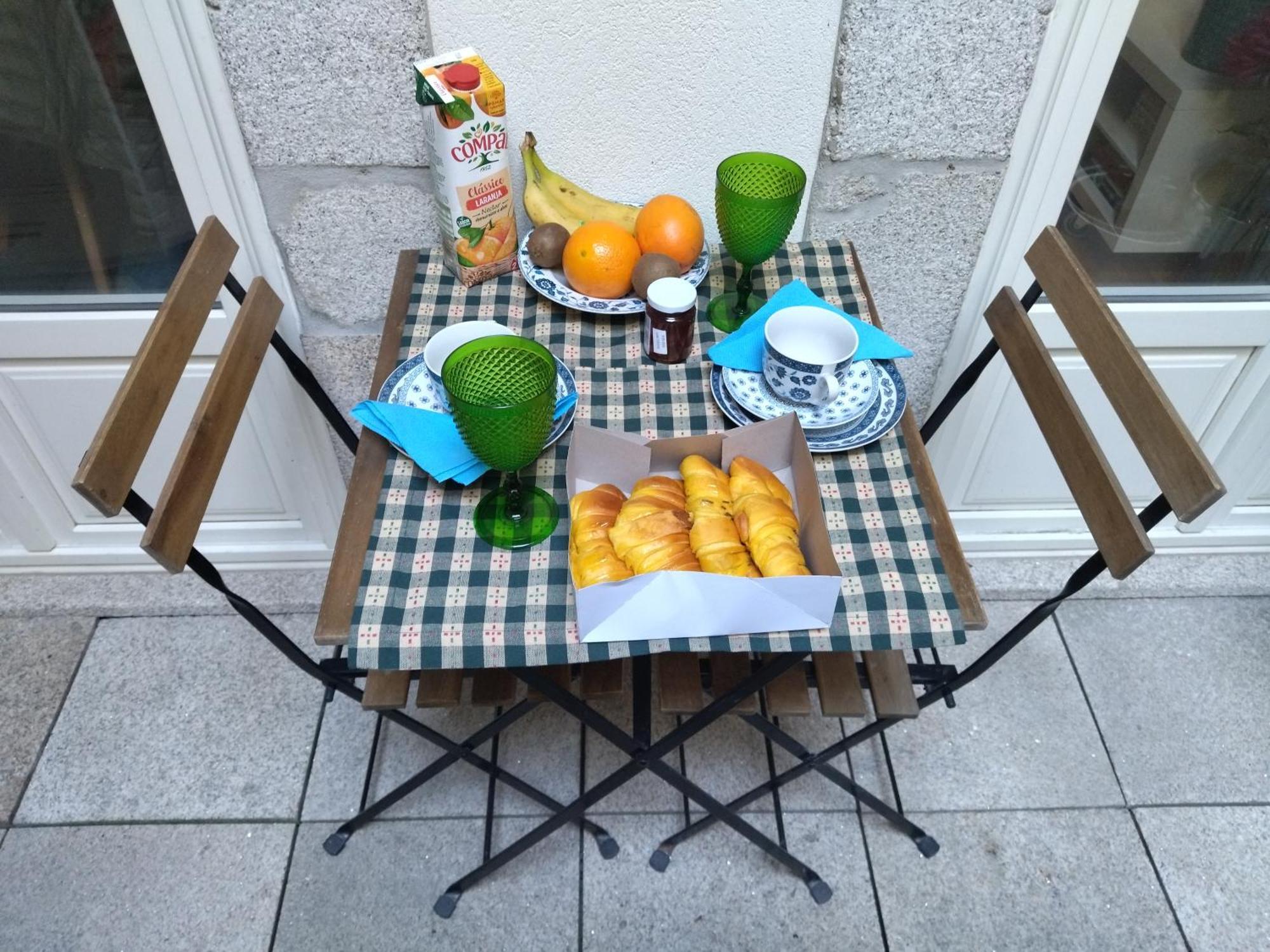 Santa Catarina Patio Apartment - With Washer Machine Porto Buitenkant foto