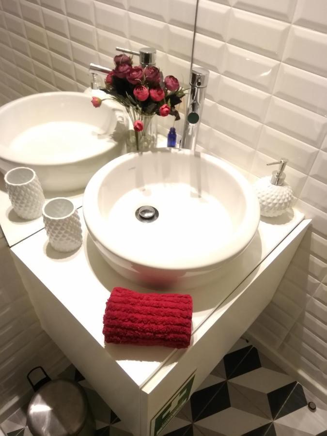 Santa Catarina Patio Apartment - With Washer Machine Porto Buitenkant foto