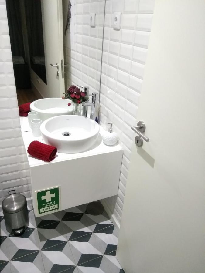 Santa Catarina Patio Apartment - With Washer Machine Porto Buitenkant foto